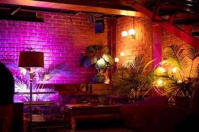 Speakeasy floor