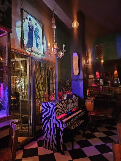 Ms Kitten Bar Project