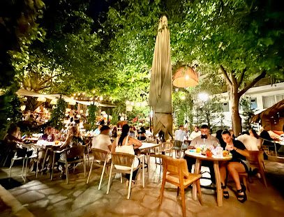 Αυλή Open Air Coffee Bar