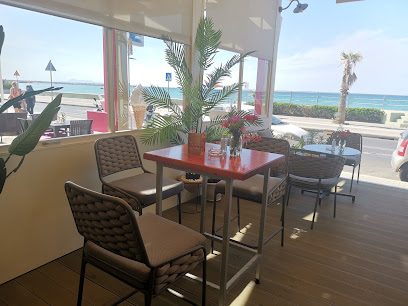 Ananas Cafe Bar