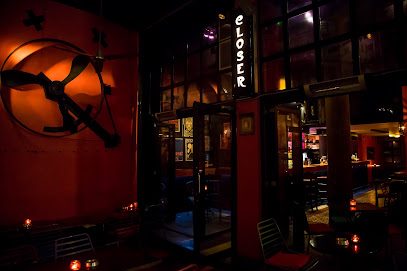 Closer Reloaded Bar