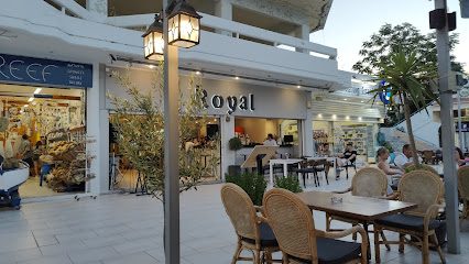 Royal The yard of taste