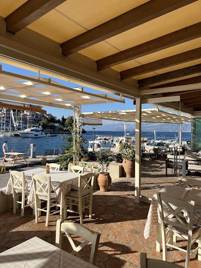 Tavernaki, traditional taverna