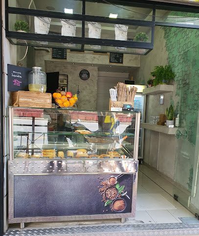 IsMini cafe