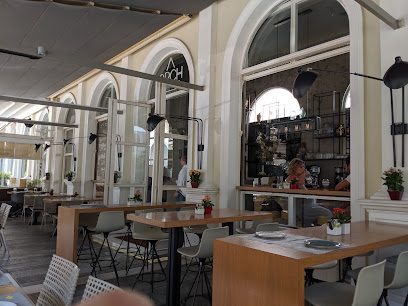 Arch Cafe Eaterie