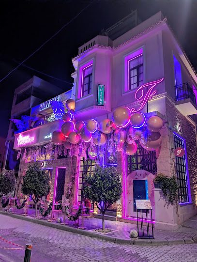 Fairytale Athens Café & Suites