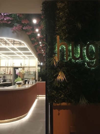 hug_athens