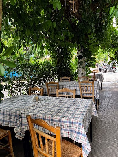 Laskou B 31 TAVERNA PEZODROMOS