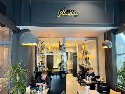 Pierre Bruncherie Cafe Restaurant