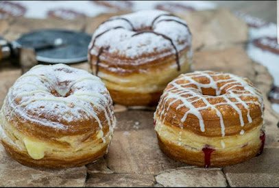 Nanou donuts house