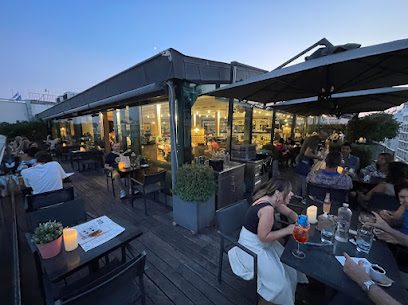 Public Café Restaurant Συντάγματος