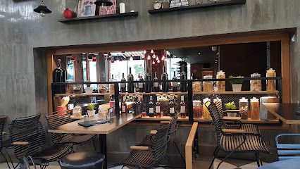 Amandi cafe resto bar