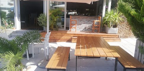 Cine Cafe Bar Club