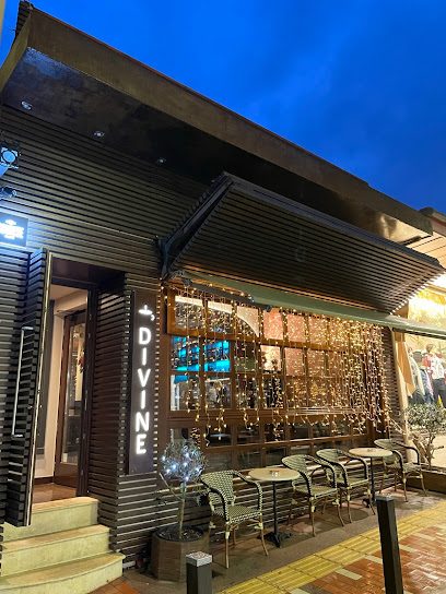 Divine Cafe