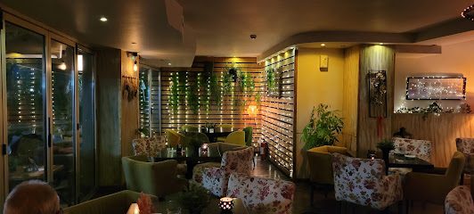 Art All Day Bar
