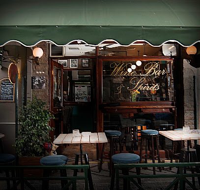Petit Cafe Vini Aperitivi