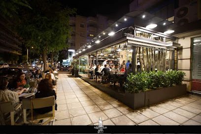 Βρεγμένη Γάτα
